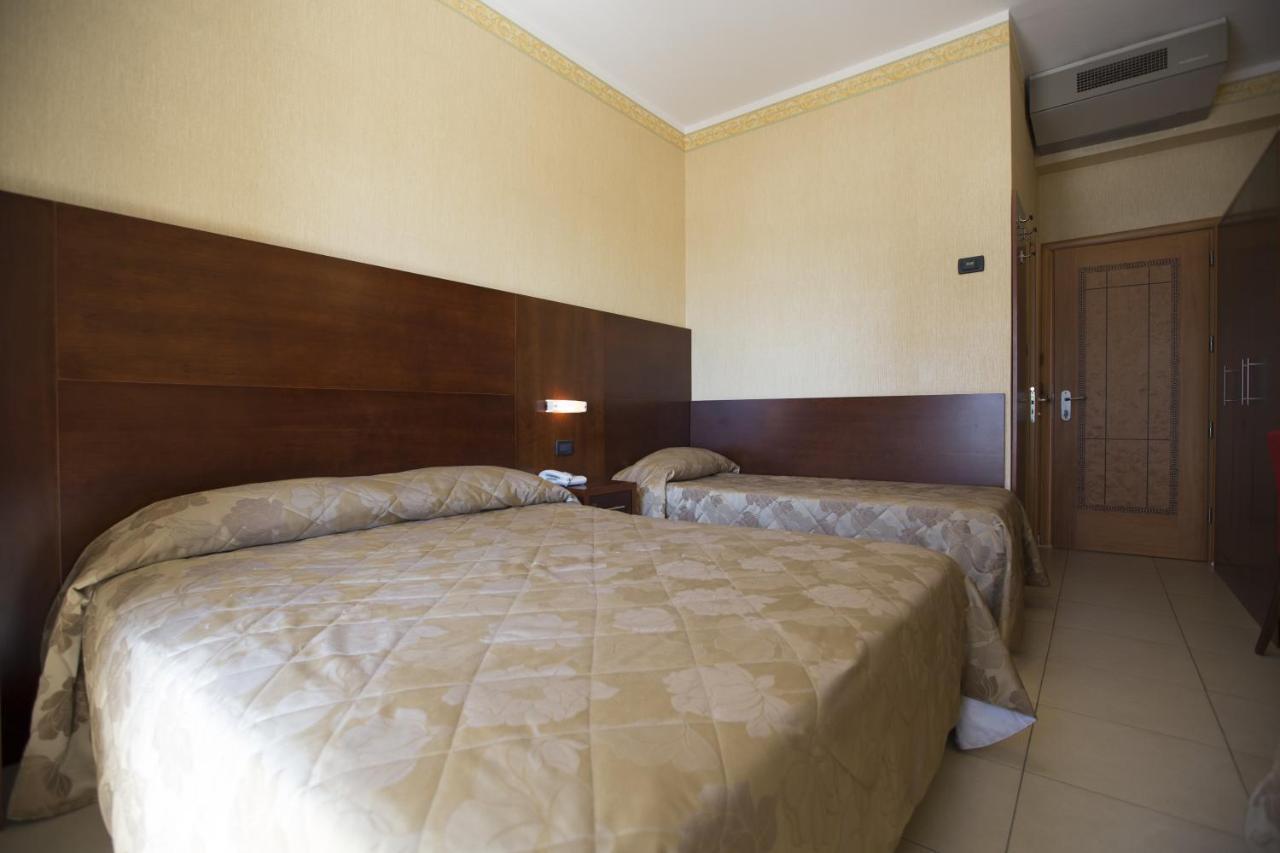 Hotel Metropole Rimini Esterno foto