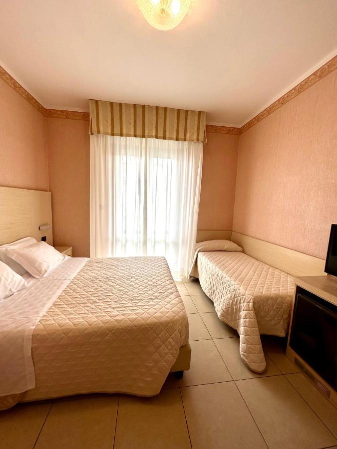 Hotel Metropole Rimini Esterno foto