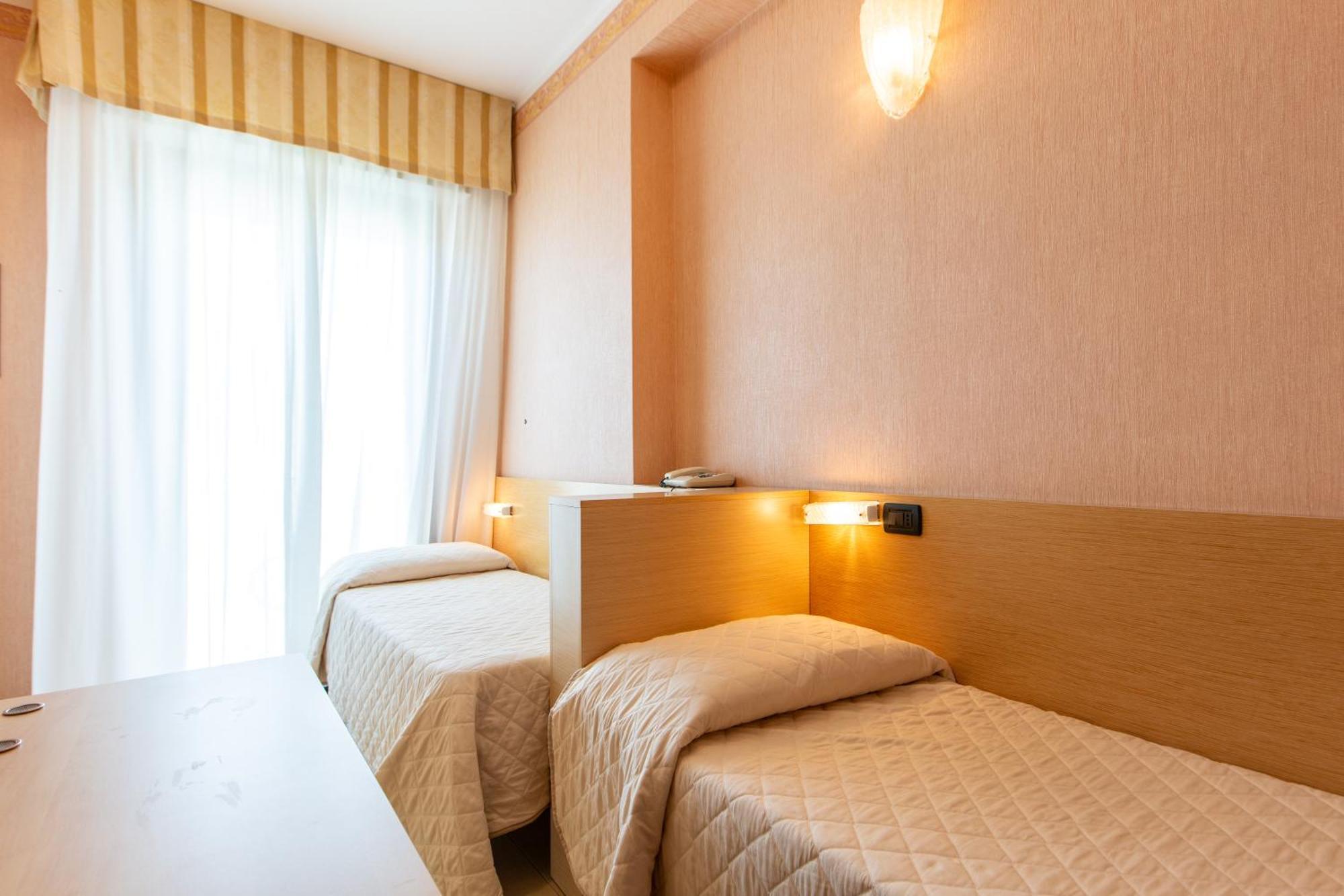 Hotel Metropole Rimini Esterno foto