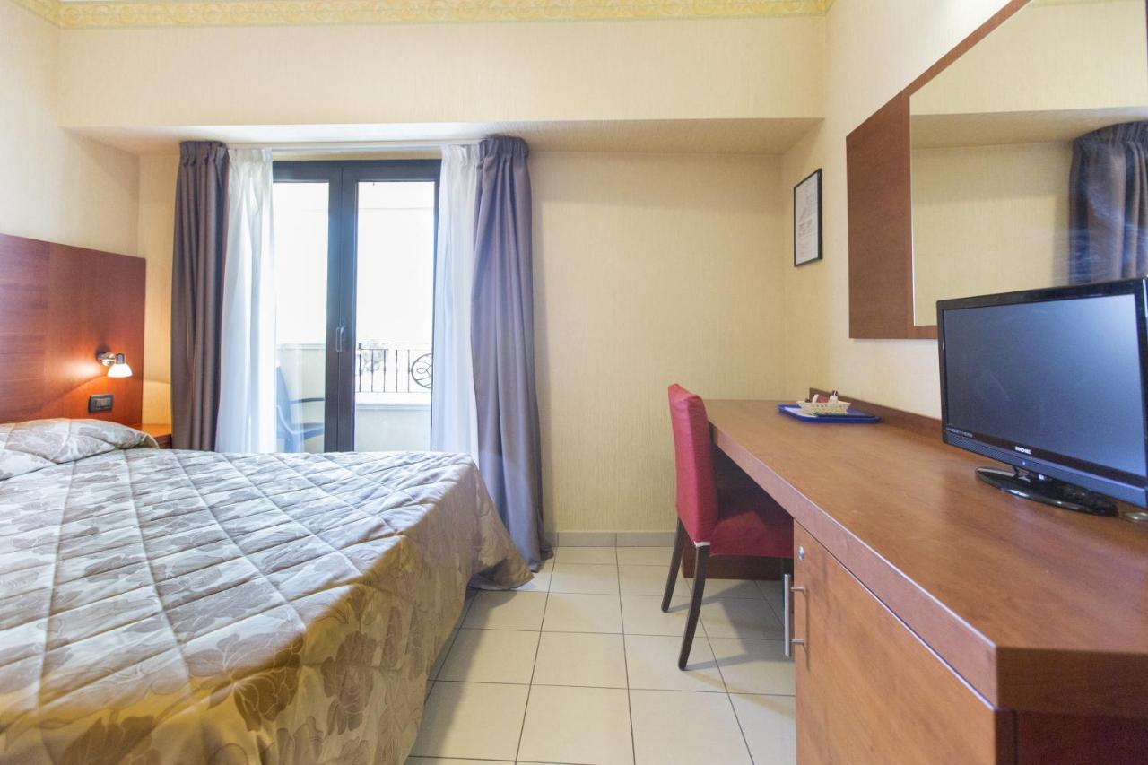 Hotel Metropole Rimini Esterno foto